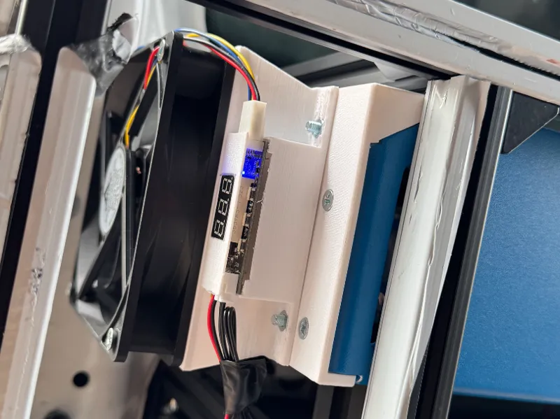 Victron Easy Solar Lüfter Deckel / Zusatzbelüftung