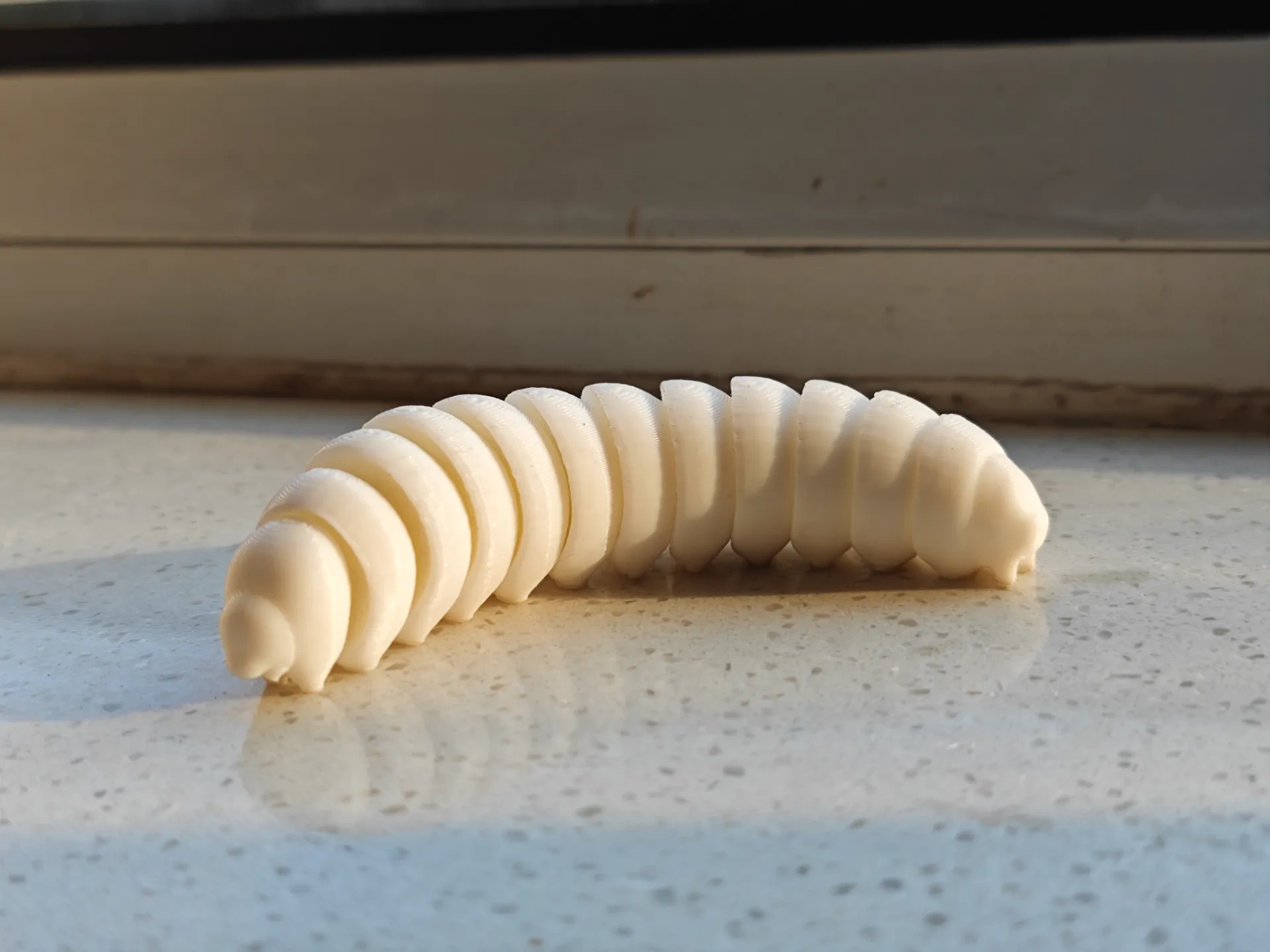 Miniatura 2 do modelo 3D 关节 可动 毛毛虫