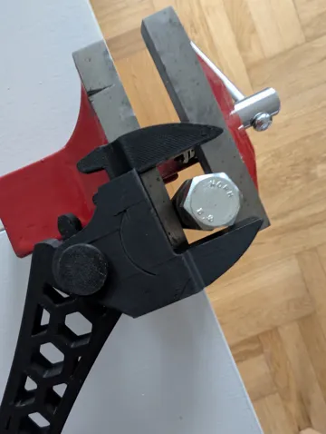 Accesorio de taller: Magic Wrench (Self-adjusting german wrench) — vista de referencia 3