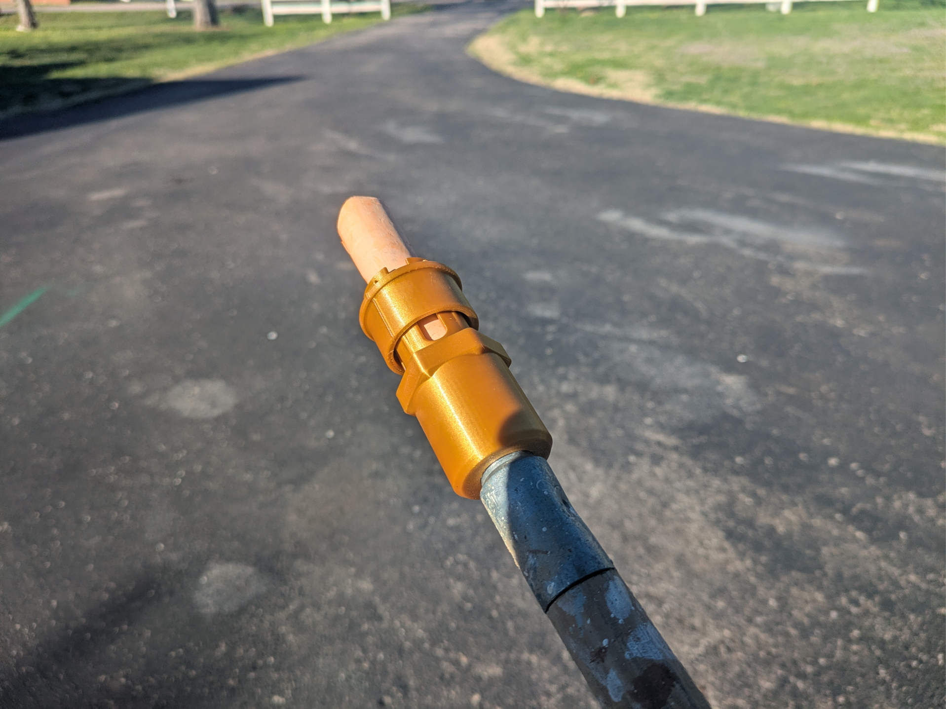 Chalk Holder - Paint pole/broom attachment