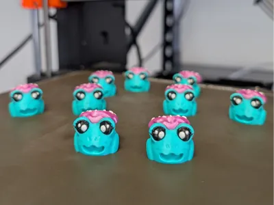 Frog with donut keychain