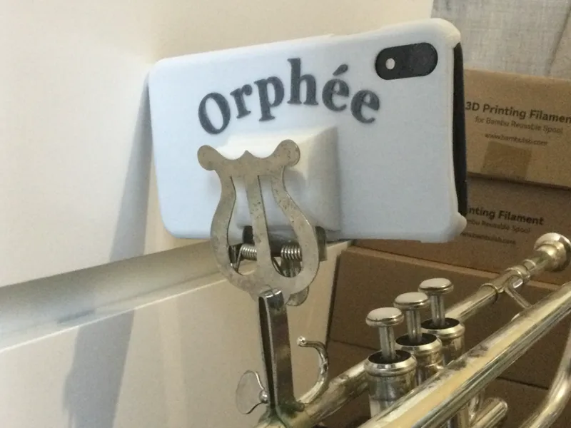 Music instrument - Iphone XR holder on Lyre
