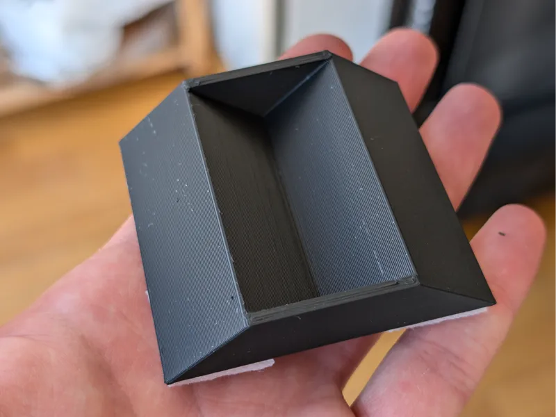 Simple furniture wheel stopper