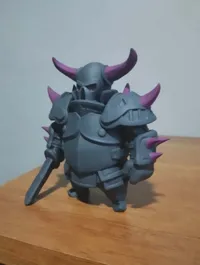 P.E.K.K.A — figurine Clash Royale — photo 5