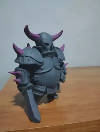 P.E.K.K.A — figurine Clash Royale — photo 4