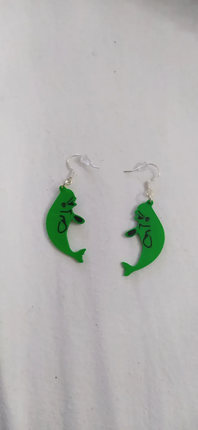 Pendientes de belugas view 2