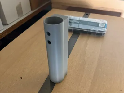 Parametric Wall-Mounted Pen Holder