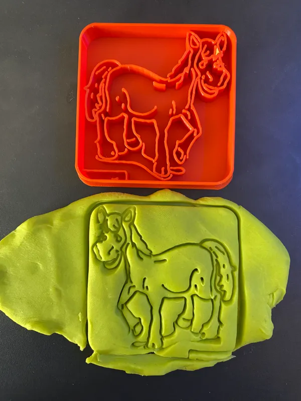 Emporte-pièce cheval