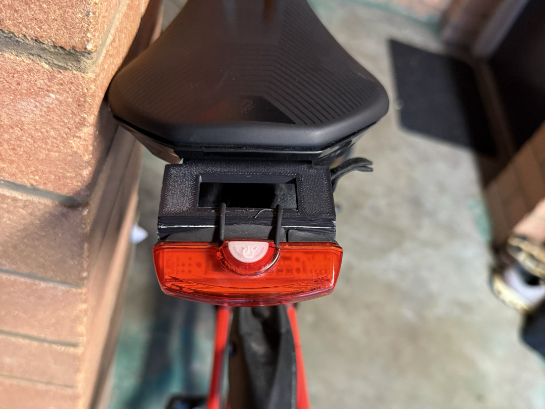 Bike Seat Integrated Mount Cube Natural Fit SILink