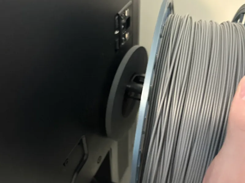 Simple filament spool spacer