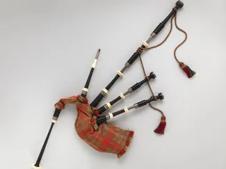 Bagpipe  tenor drones