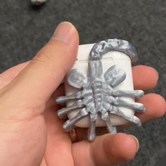 Airpods Alien Facehugger