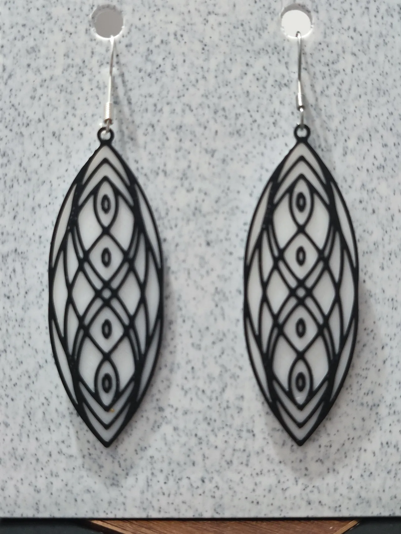 Aretes Camafeo Marquise view 3