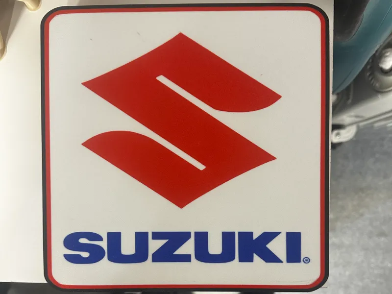 Suzuki Lightbox