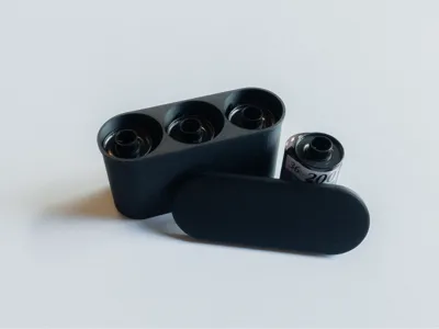 Film canister (triple 35mm)