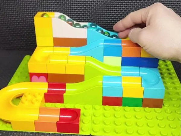 https://makerworld.bblmw.com/makerworld/model/US802ce2251e2be8/design/a37e1a0979463383.jpg