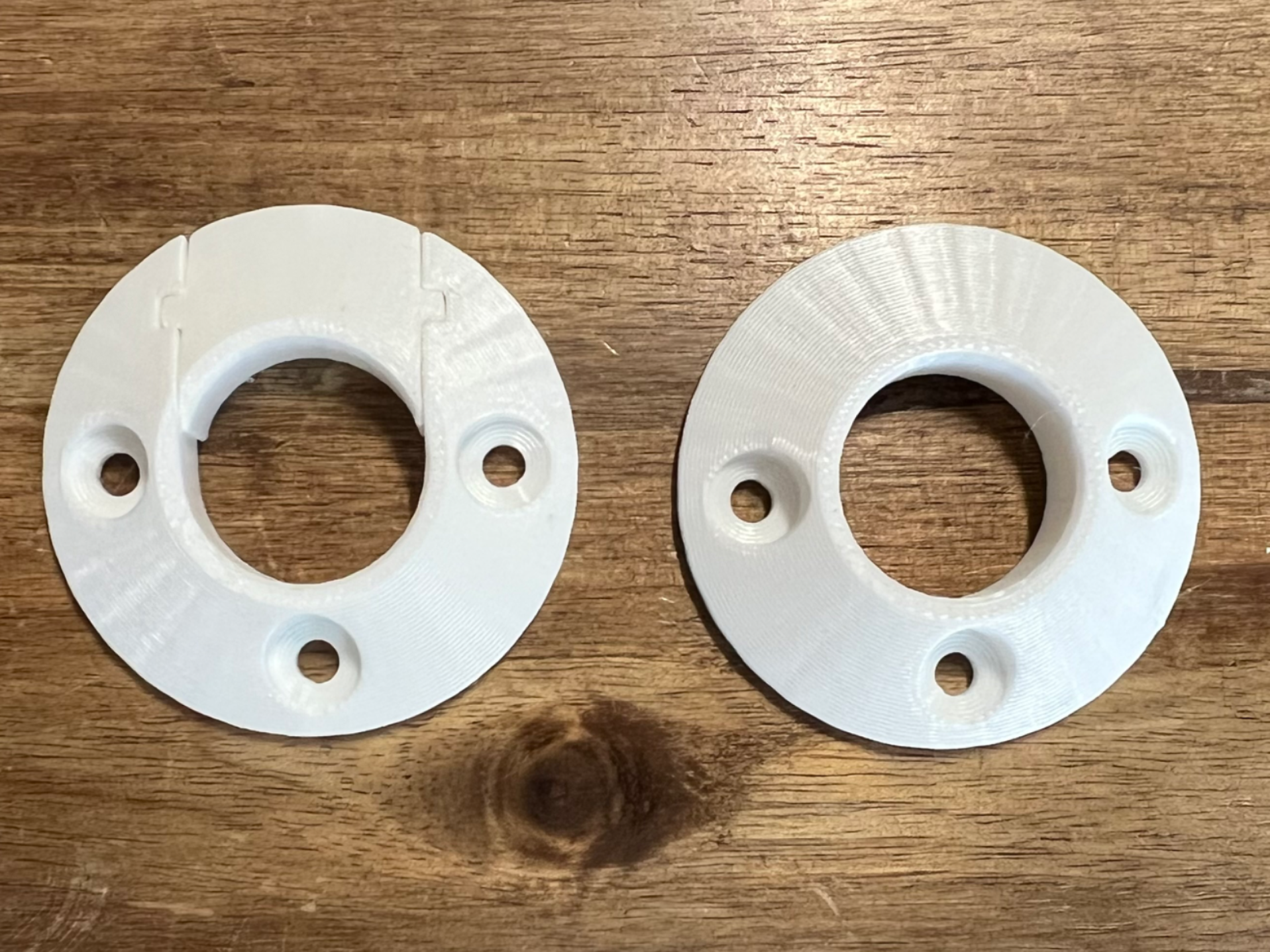 Parametric Wardrobe Rod Holder