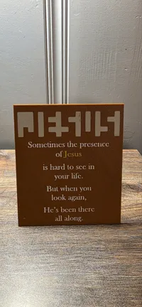 Panneau à message caché — art du Christ dissimulé — photo 3