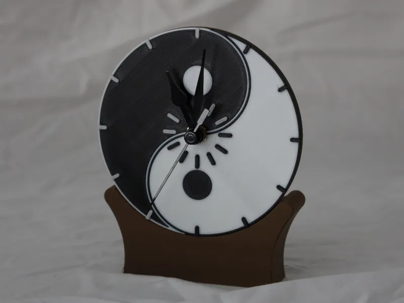 Yin-Yang Clock