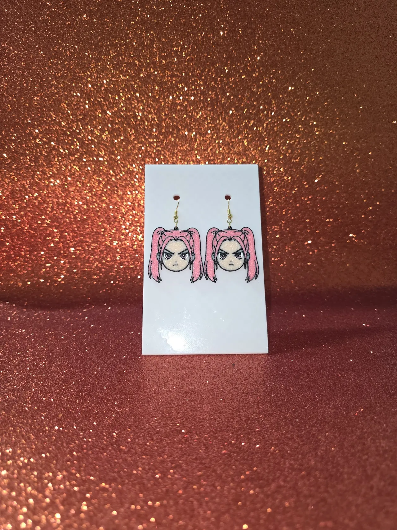 K-pop Huntrix earrings view 3