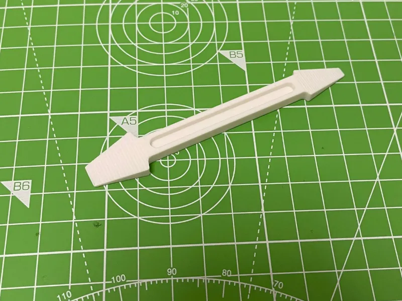 Simple glue spatula