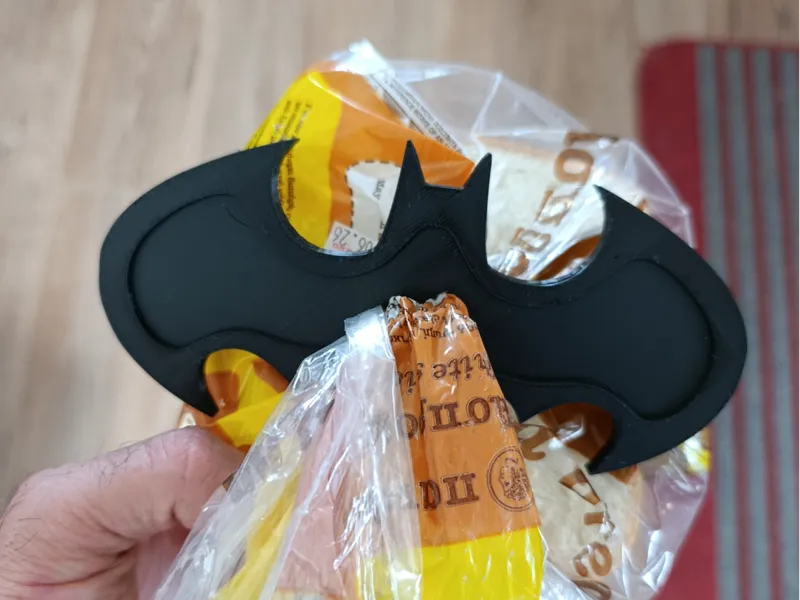 Batman bread bug clip