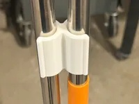 Clip balai-pelle pour manche de 3/4 pouce — photo 1