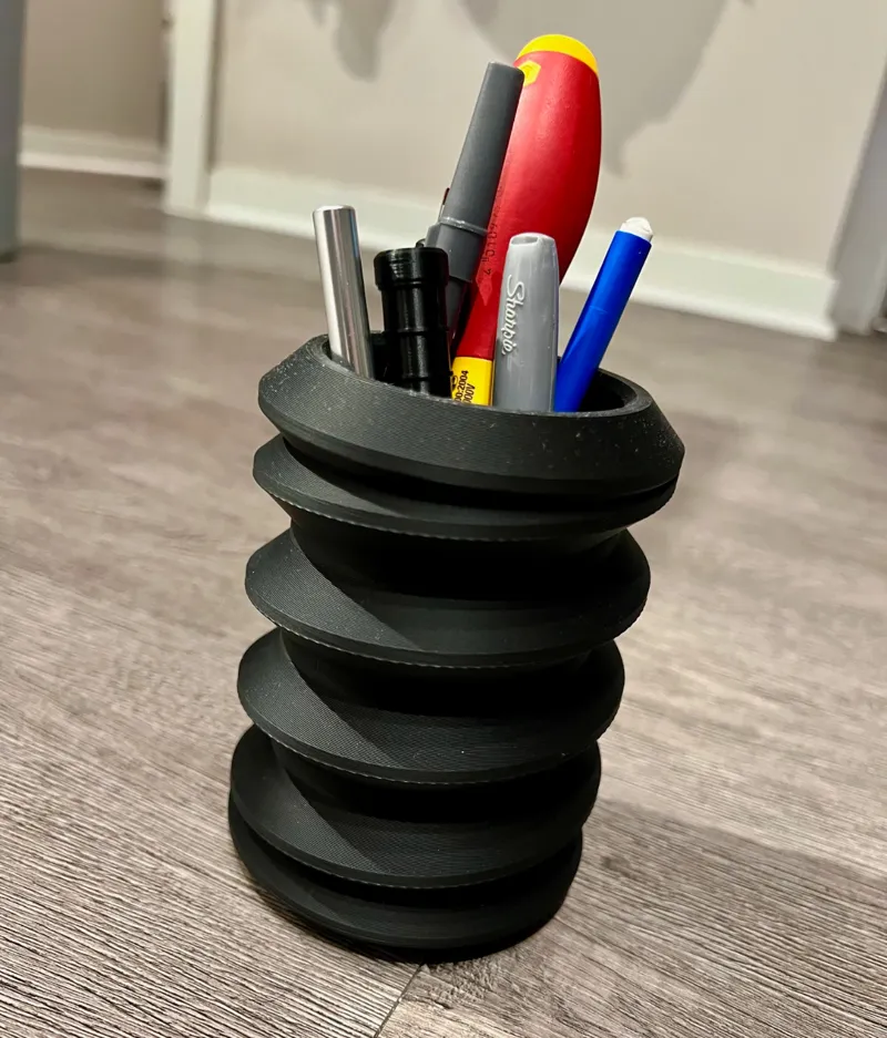 Screw Pen Holder