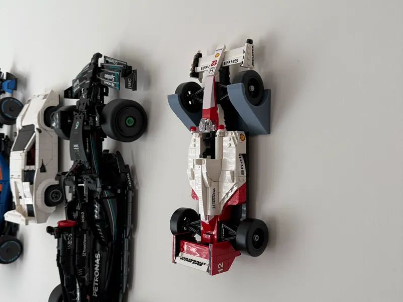F1 Senna Wall Mount