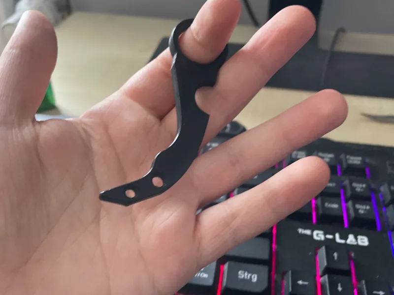 Fidget toy for people w/ concentration problems