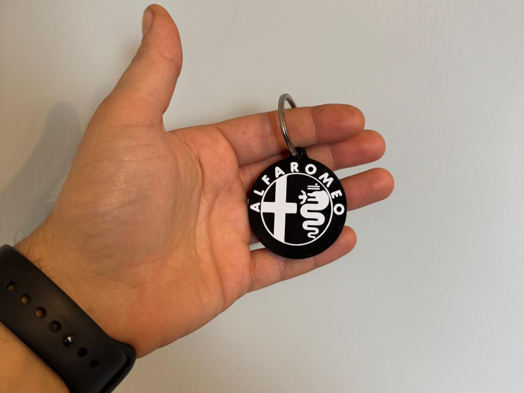 Alfa Romeo Keychain NO AMS