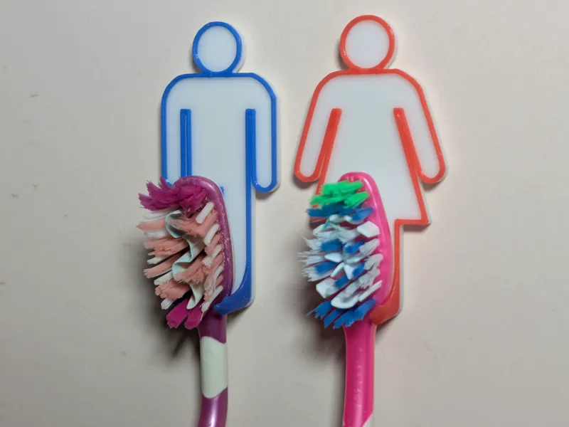 Toothbrush holder