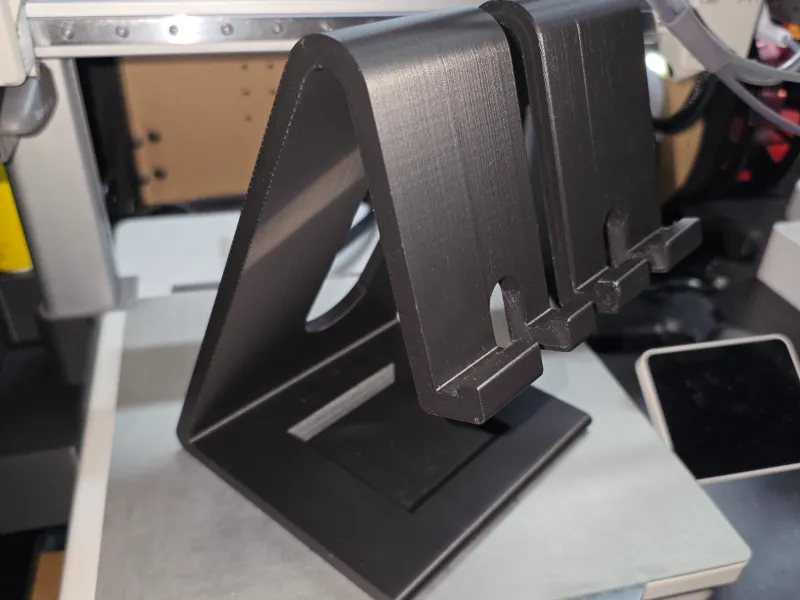 Galaxy Z Fold 7 Stand