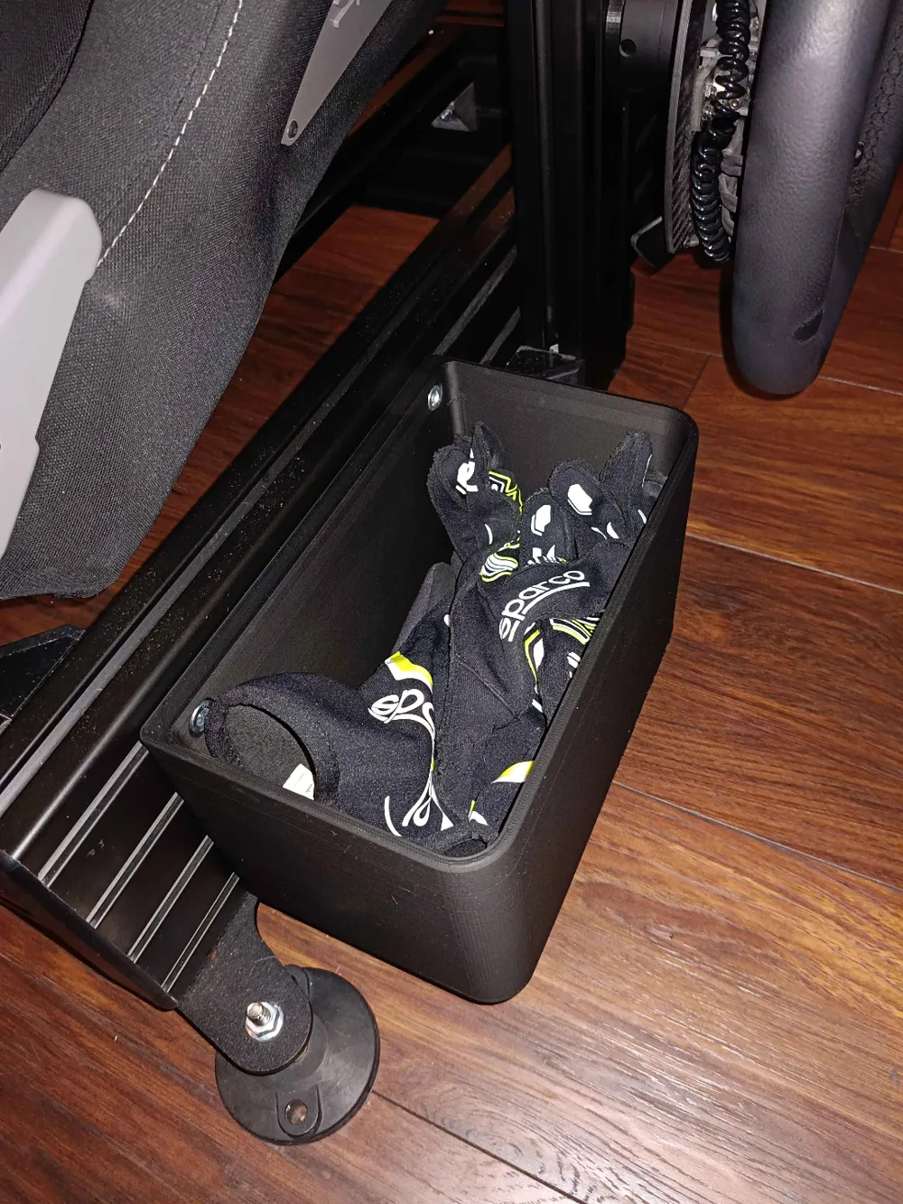 Box for sim rig for gloves or others - MakerWorld 3D Model | 3Drop