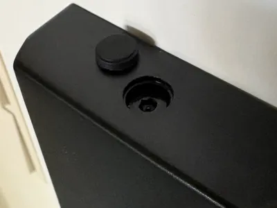 Battery Cover with Magnet