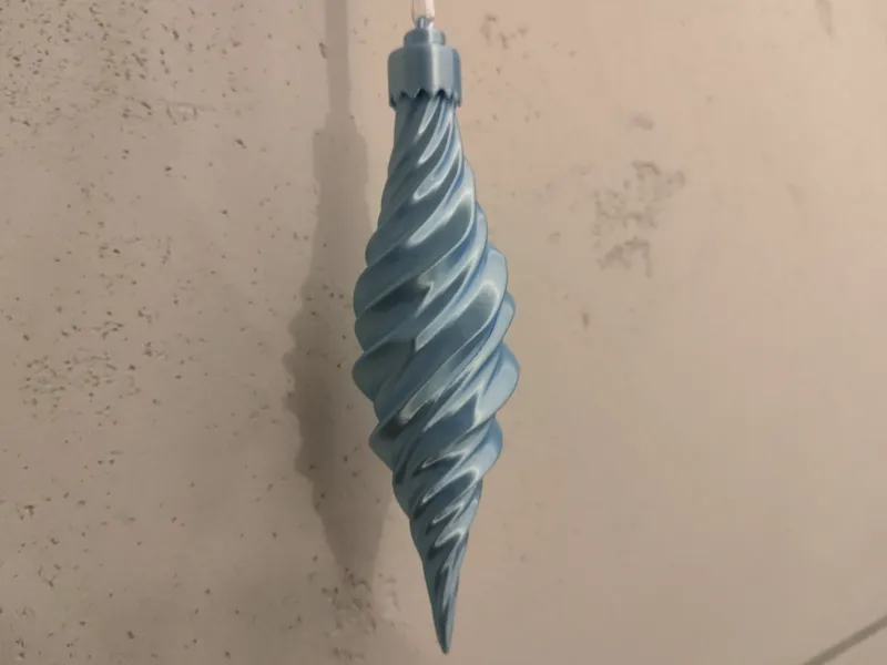 Twisted Christmas tree ornament ice icicle