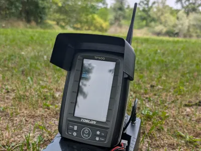 Toslon Fish Finder with Sunshade Mount