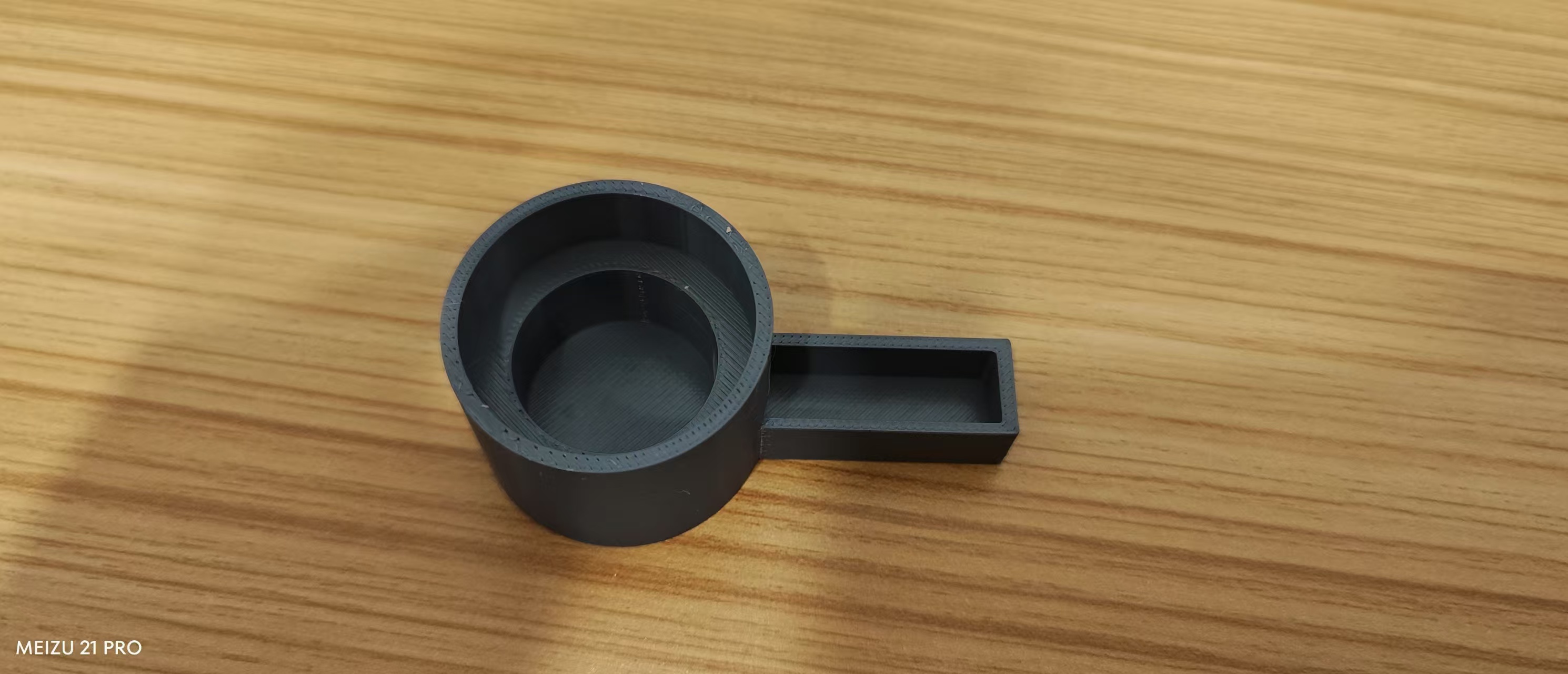Miniatura 2 do modelo 3D 宠物喂水器（兼容矿泉水瓶）