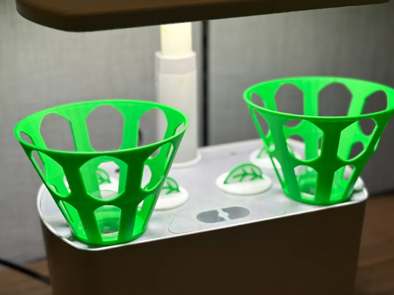 Aerogarden Seed Pod with plant support
