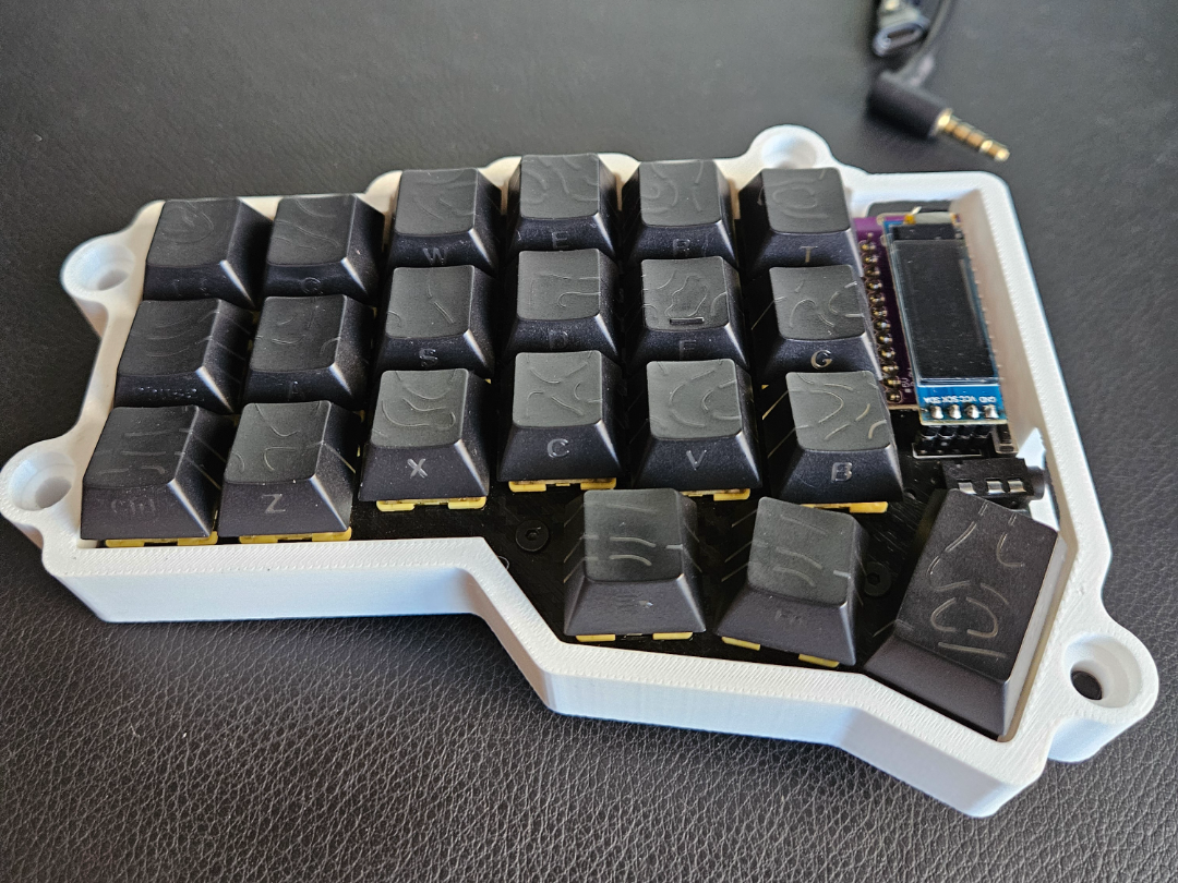 Corne keyboard case - atmega usb-C - with standoff
