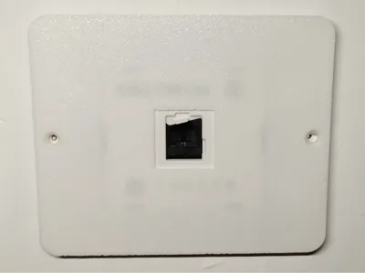 Tim FiberCop phone socket mask