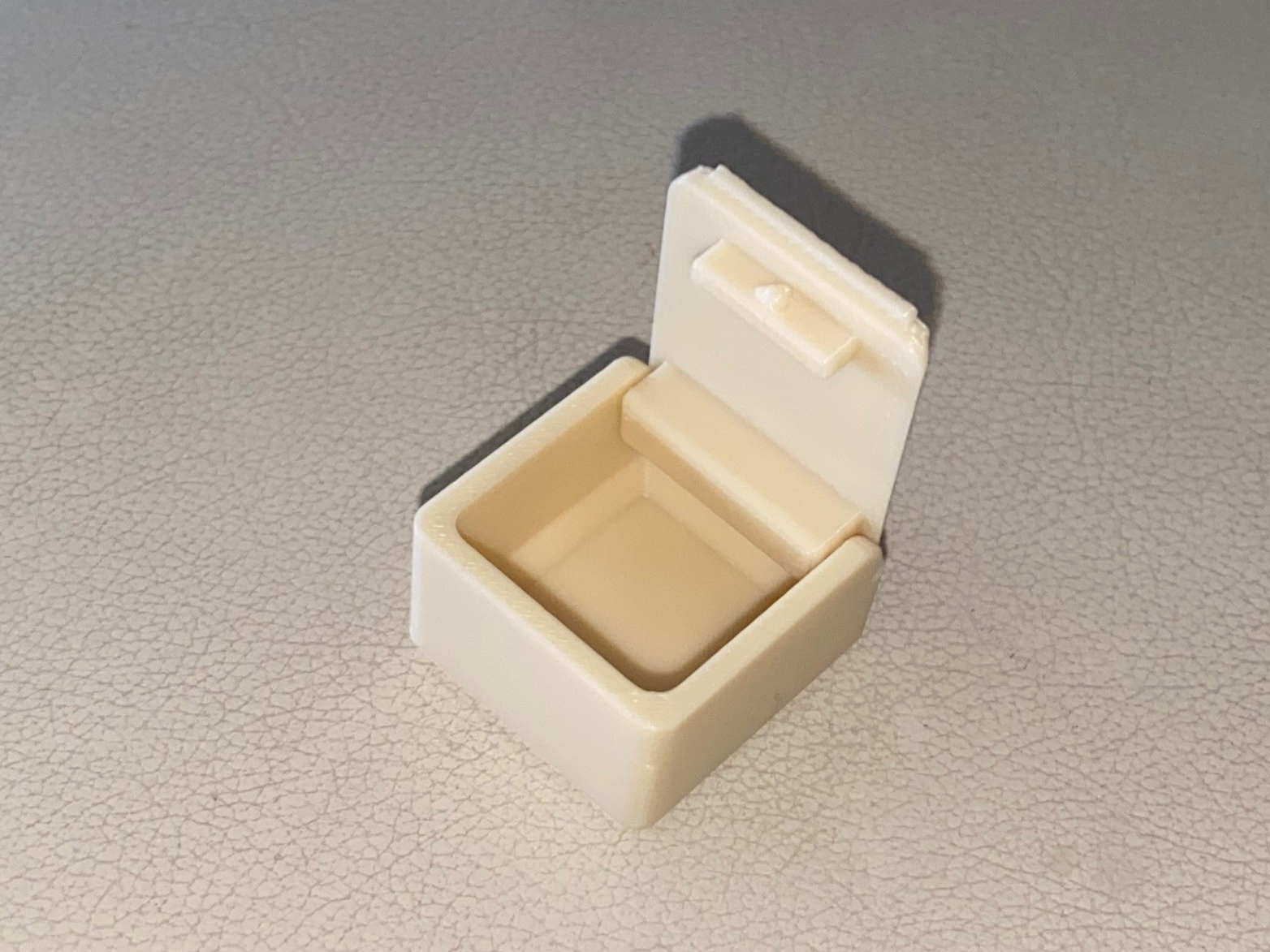 Small HInged Container / Pill Box