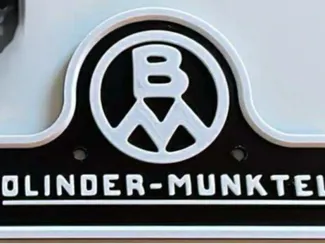 Bolinder Munktell sign for old tractor