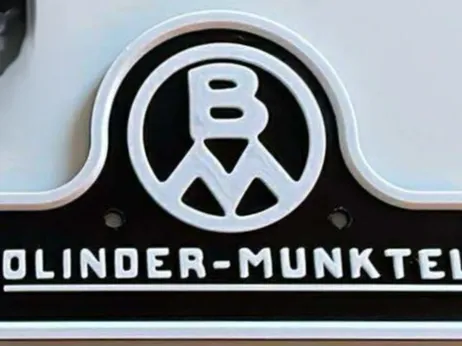 Bolinder Munktell sign for old tractor