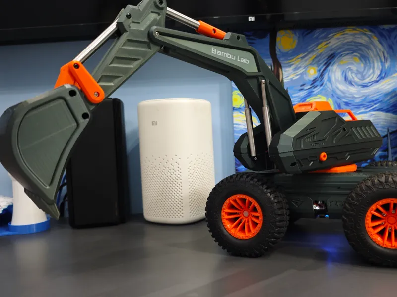 CyberBrick 4X4无人轮式挖掘机