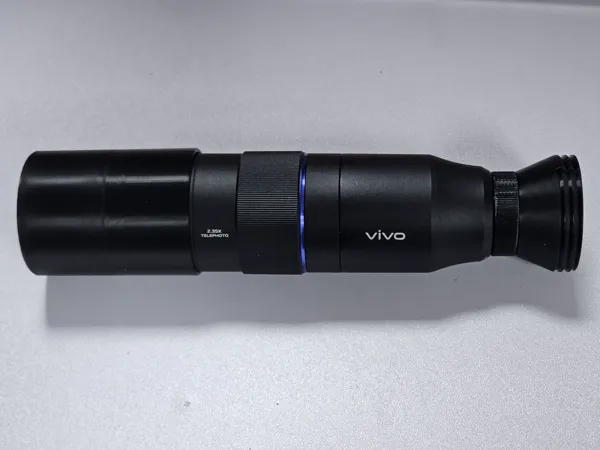 Adaptateur téléobjectif — monoculaire smartphone