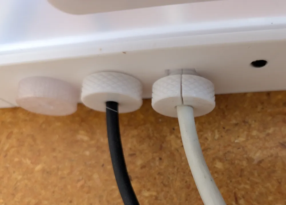 Larger M14 split plugs Remixed by Matthew - MakerWorld