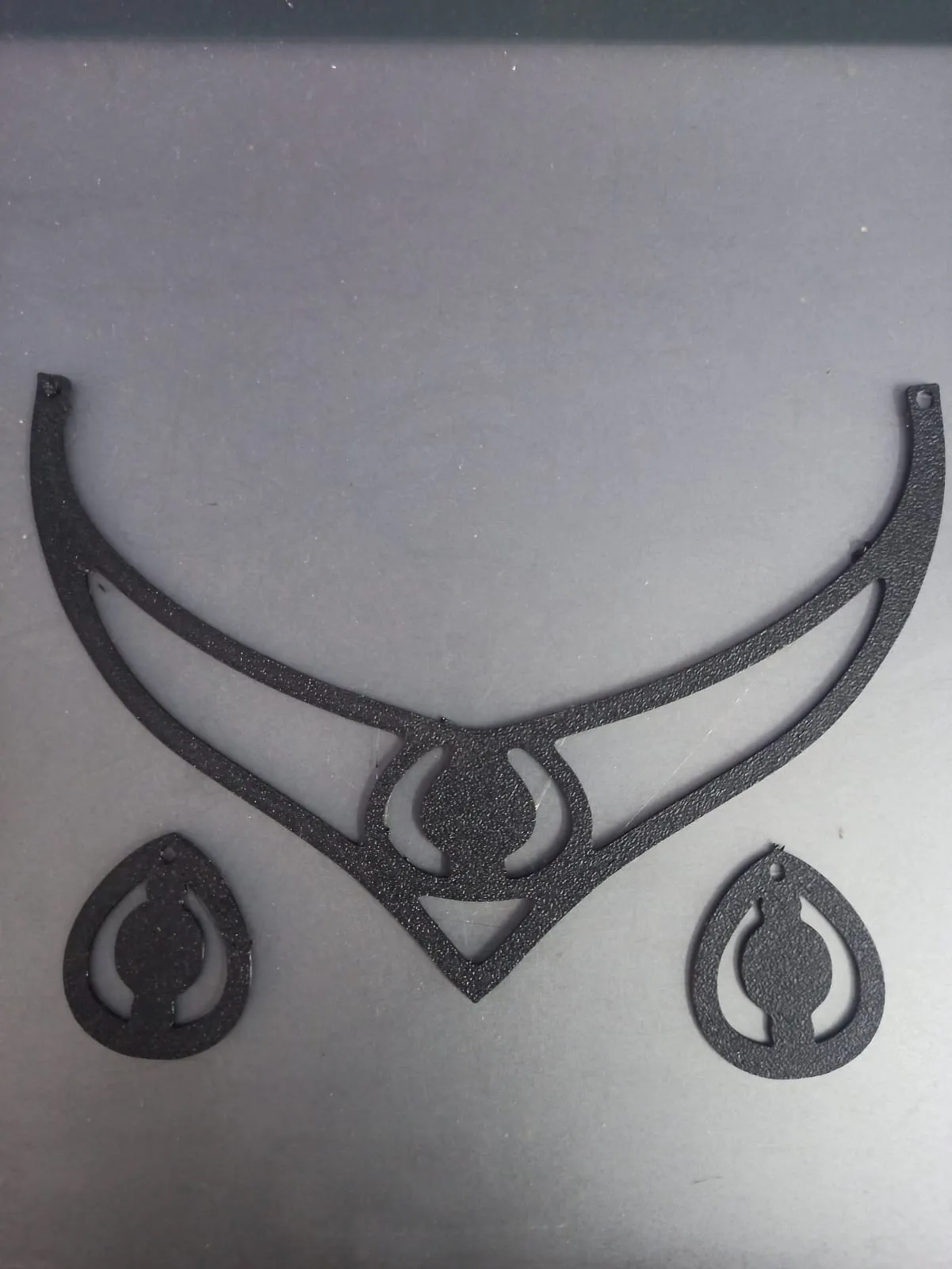 Minimalist Heart Necklace & Earrings | Easy Print view 3