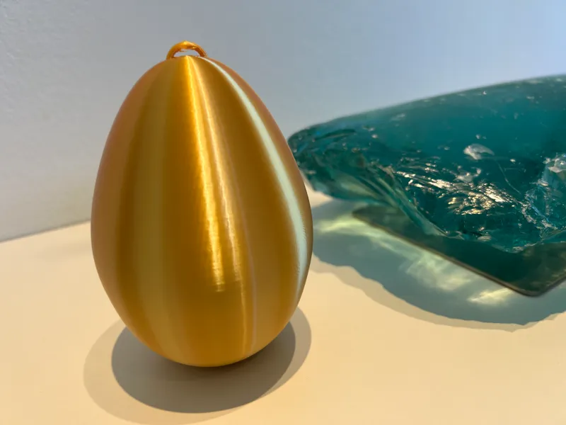 Egg with handle