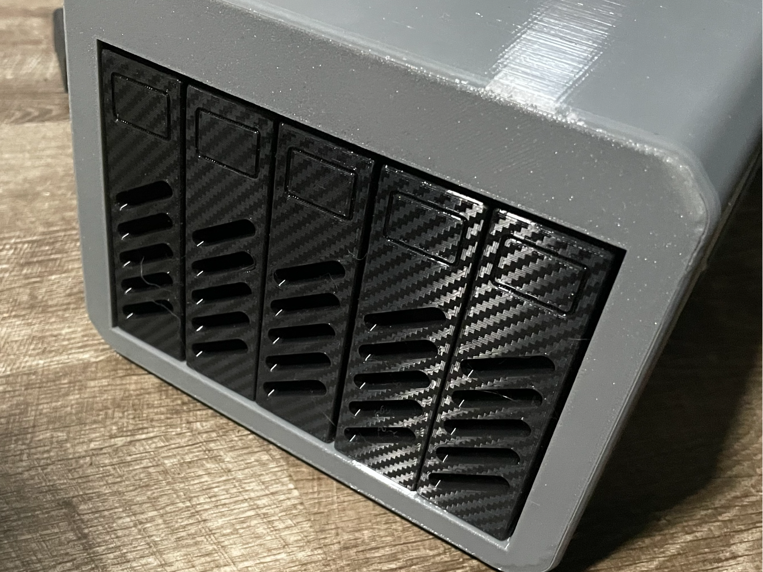 Rapserry Pi 5 based 5-bay NAS